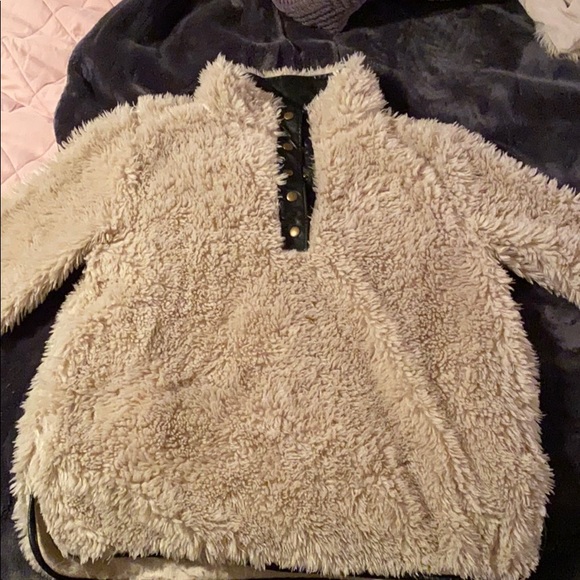 Evereve Sherpa Shacket - Picture 2 of 4
